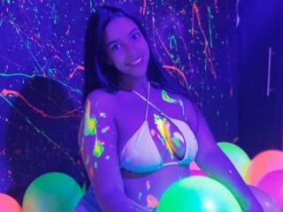 DafneLewis - Live sex cam - 21202014