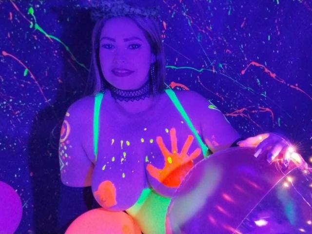 ArianaDiosa - Sexe cam en vivo - 21202102