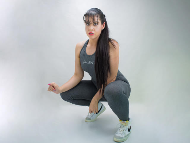 MissMiaFanny - Sexe cam en vivo - 21205054