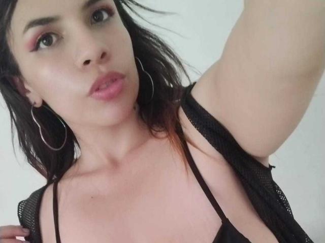 VioletaStone - Live porn &amp; sex cam - 21208346