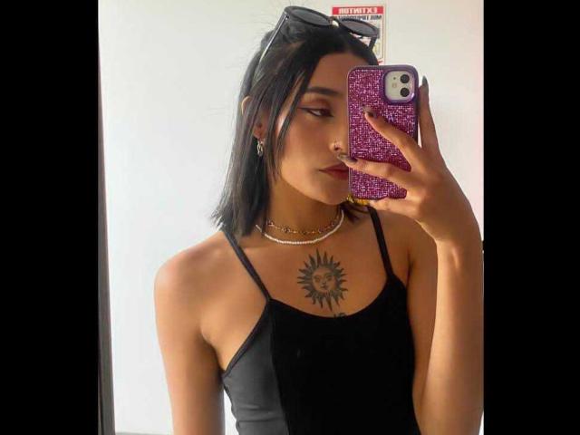 SalomeMille - Live sexe cam - 21208926