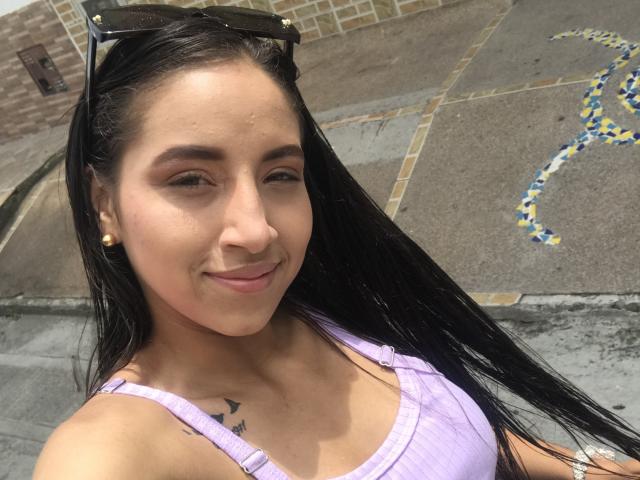 PaulettSmith - Live sex cam - 21210178