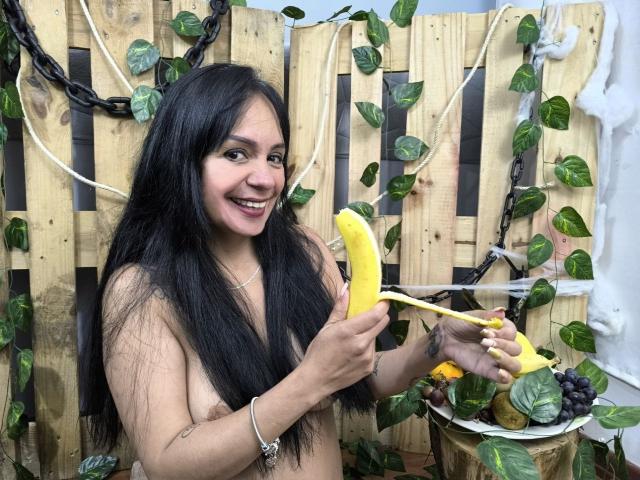 LailaCastillo - Live porn &amp; sex cam - 21210786
