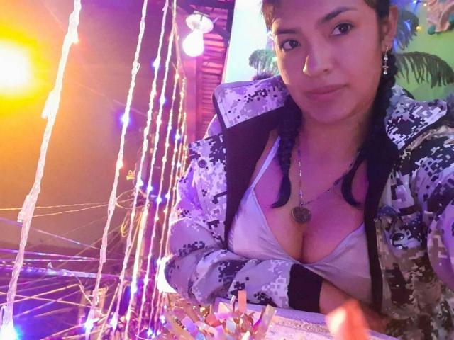 ArianithaXox - Sexe cam en vivo - 21227826