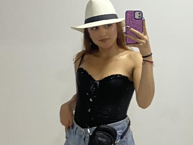 AntonelaSalazar - Live porn &amp; sex cam - 21230938