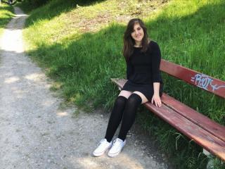 LauryDiamond-hot - Live sex cam - 21233726