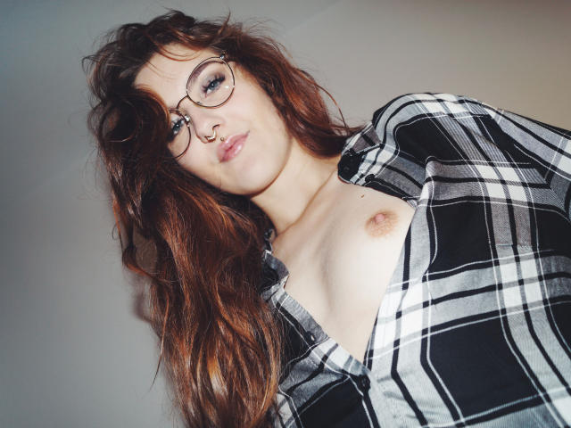 LauryDiamond-hot - Live sex cam - 21233746