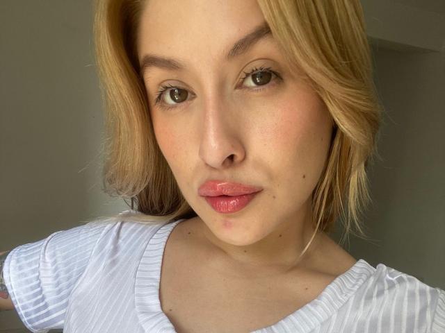 IsabellaPalacio - Sexe cam en vivo - 21237178