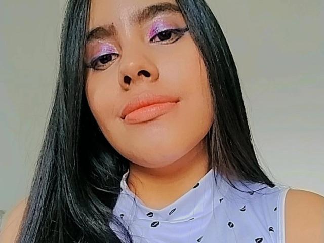 SiennaOlsen - Live sex cam - 21242010