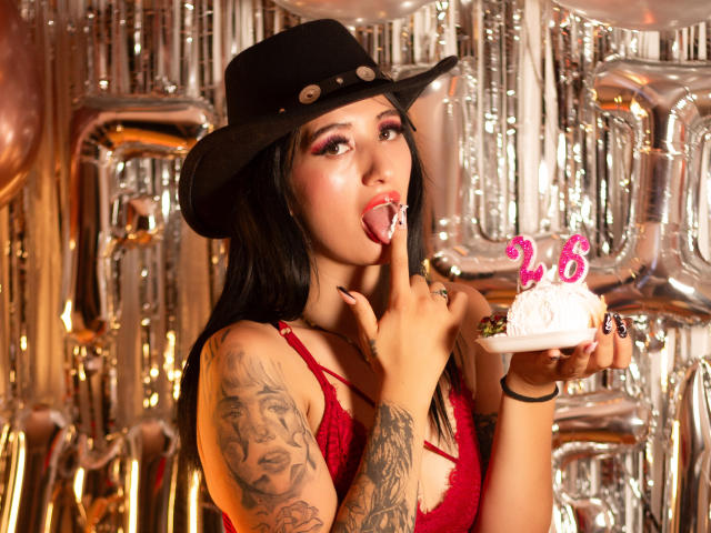 TifanyDiaz - Live porn &amp; sex cam - 21248966