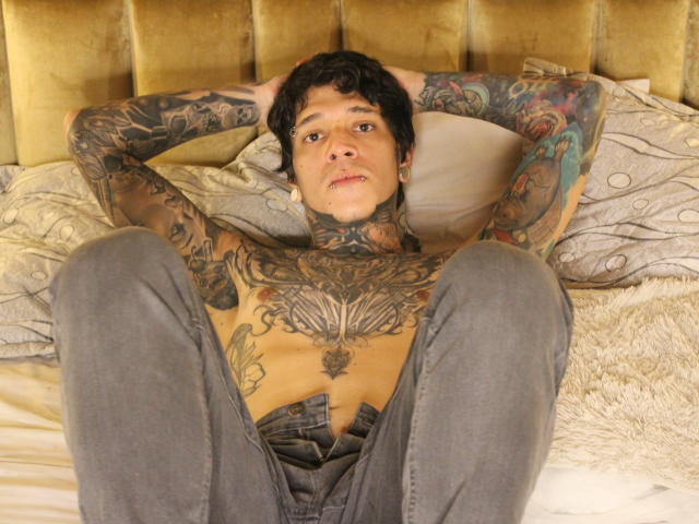 MadInkman - Live sex cam - 21249754