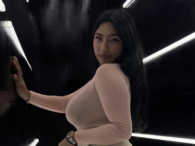 AbrilCollemanX - Live sex cam - 21249770