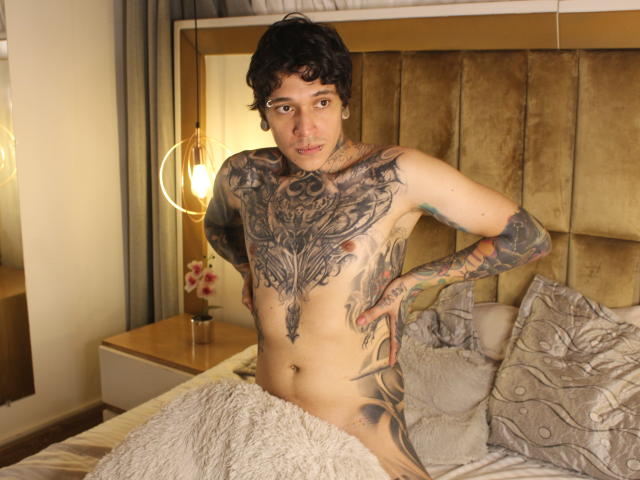 MadInkman - Sexe cam en vivo - 21250078