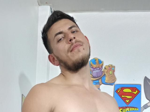 MrMiiller - Live Sex Cam - 21253406