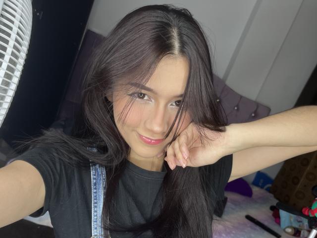 DeisyWest - Live sex cam - 21253722