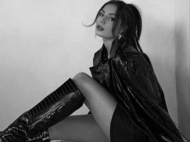 LunaCollinss - Live sexe cam - 21259774