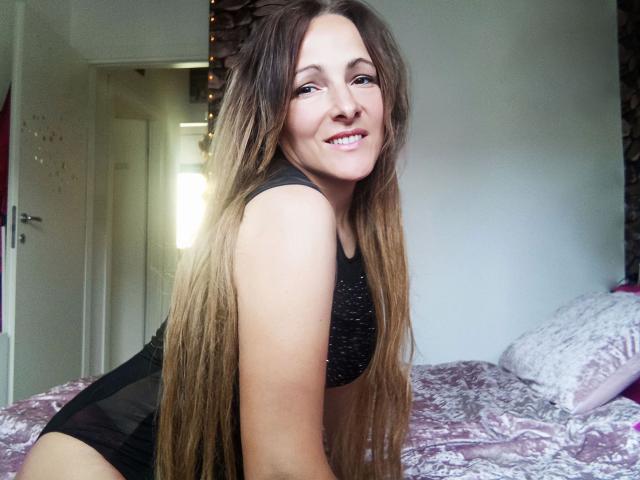 ReifeVivien-hot - Live porn &amp; sex cam - 21260154