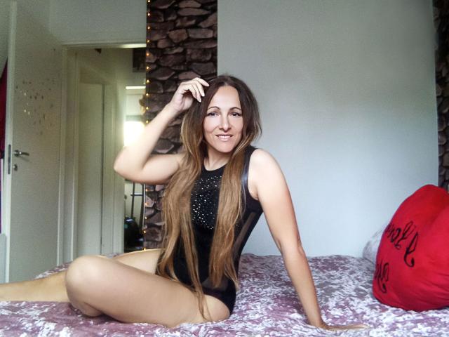 ReifeVivien-hot - Live porn &amp; sex cam - 21260158