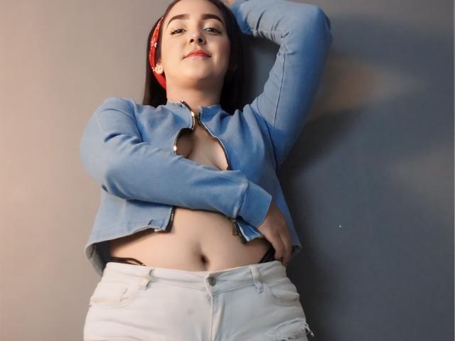 KendallCameron - Live sex cam - 21260510