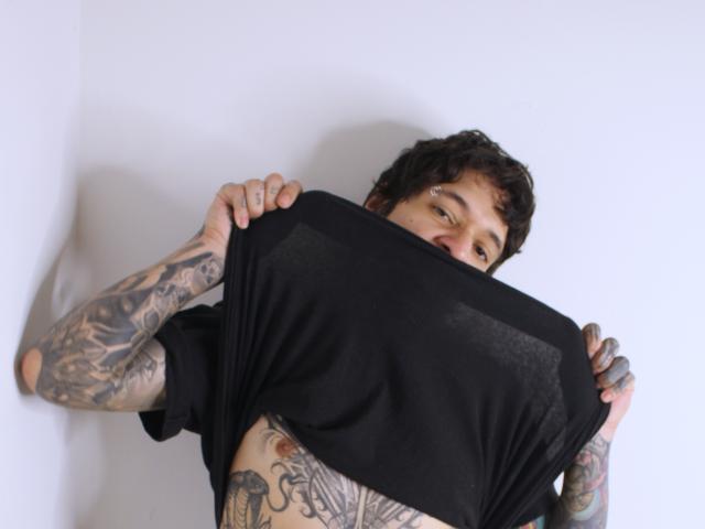 MadInkman - Live Sex Cam - 21263186