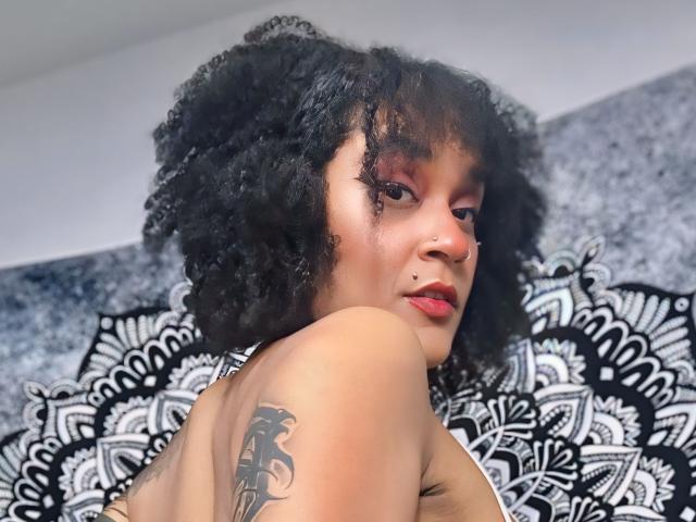 AmyStone69 - Live Sex Cam - 21267542