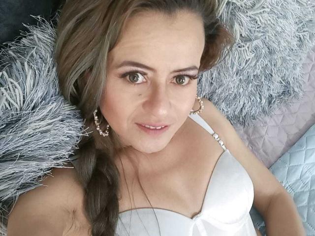 Maghenta - Live sex cam - 21269130