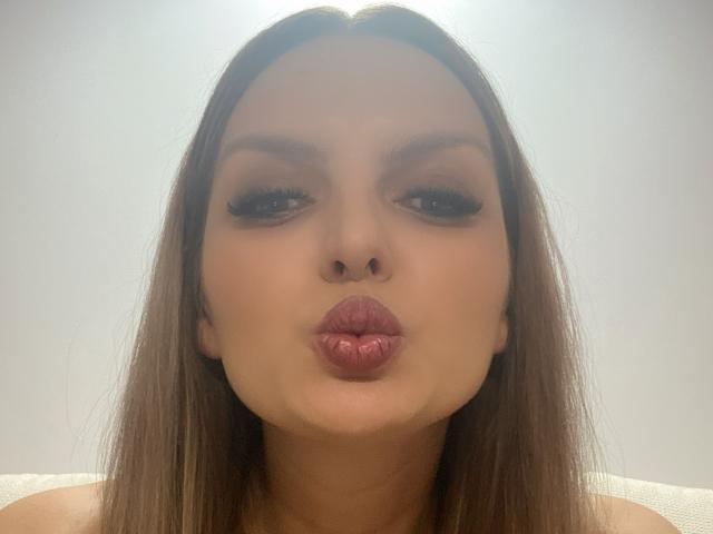 DouceAmelia - Sexe cam en vivo - 21269374