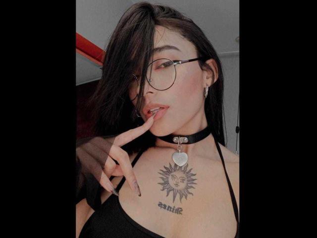 SalomeMille - Live sex cam - 21270426