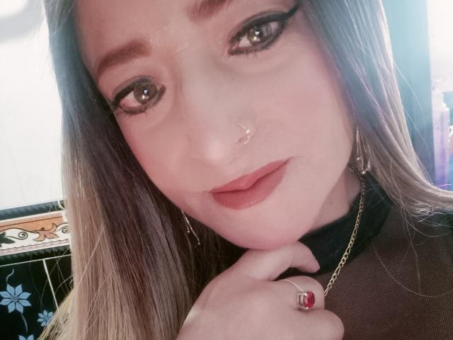 AlessadraJones - Live sexe cam - 21271374