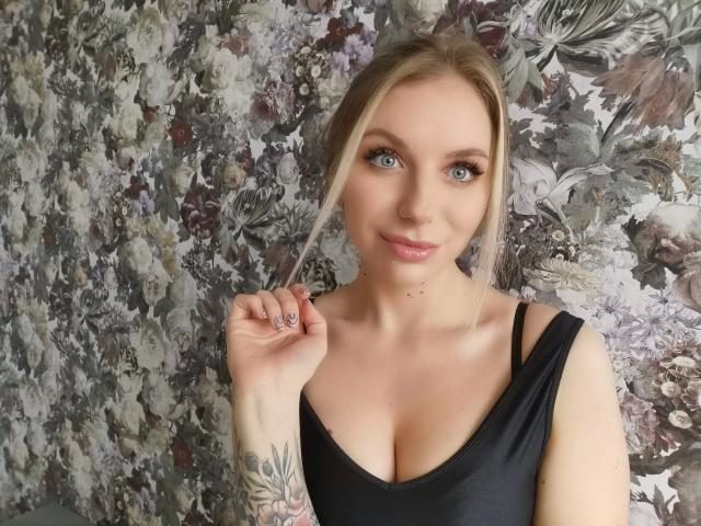 SlaviaH-hot - Live Sex Cam - 21272570