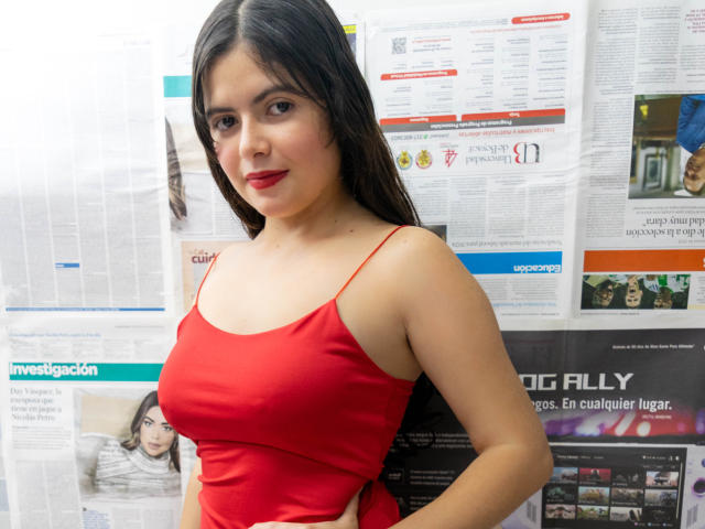 LucianaWest - Live sex cam - 21272890