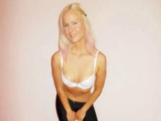 BlondeHexe-hot - Live porn &amp; sex cam - 21275898