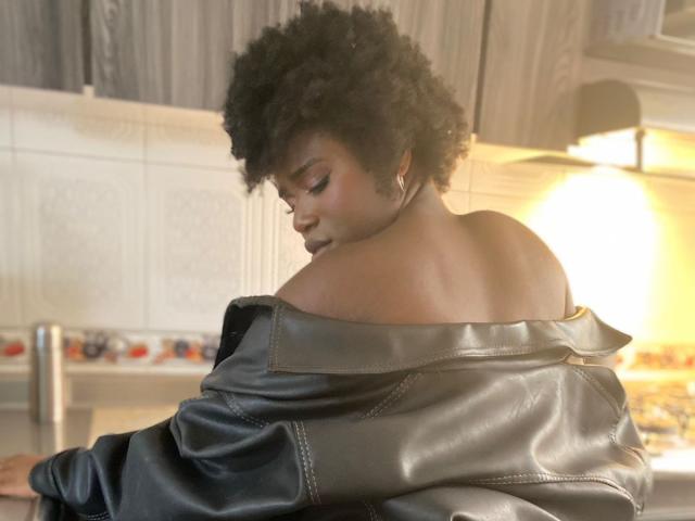 NailahMoreau - Sexe cam en vivo - 21276162