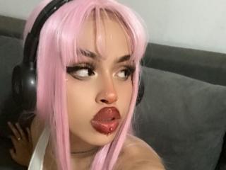 RadiantRoxys - Live Sex Cam - 21279654