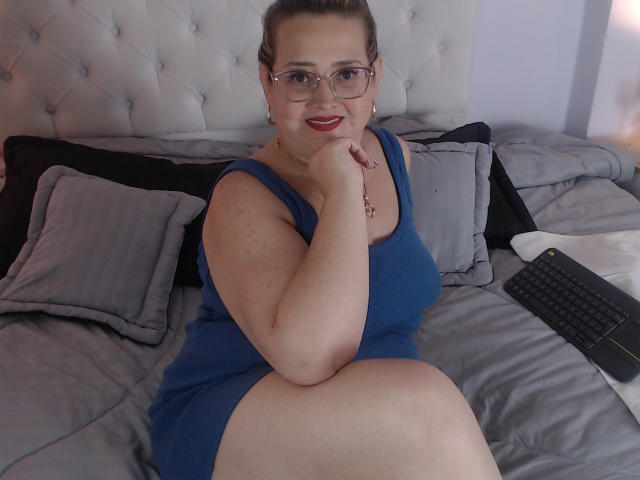 MartinaCaycedo - Live sex cam - 21280434