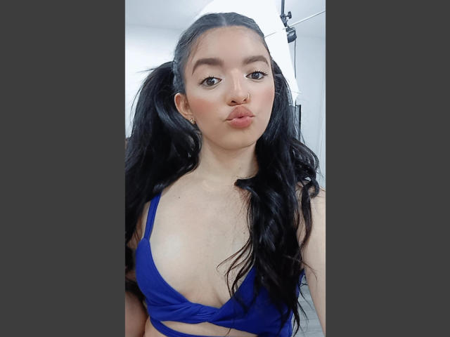 MiahSantos - Live sex cam - 21283330