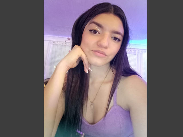 MiahSantos - Live sex cam - 21283358