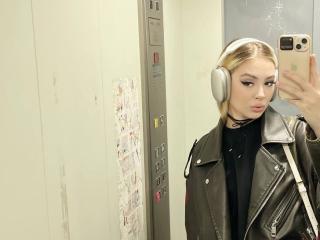YesYesNeverNo - Live sex cam - 21284886