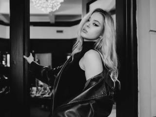 YesYesNeverNo - Live sex cam - 21284942