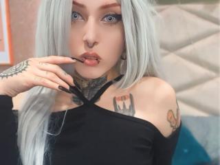 KirariCollins - Live sex cam - 21290618