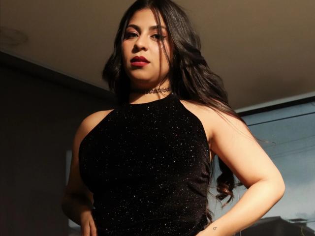 BelleeRose - Live sex cam - 21290982