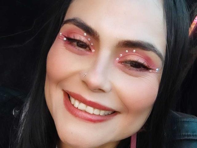 CharlotteCrofort - Live sexe cam - 21301234