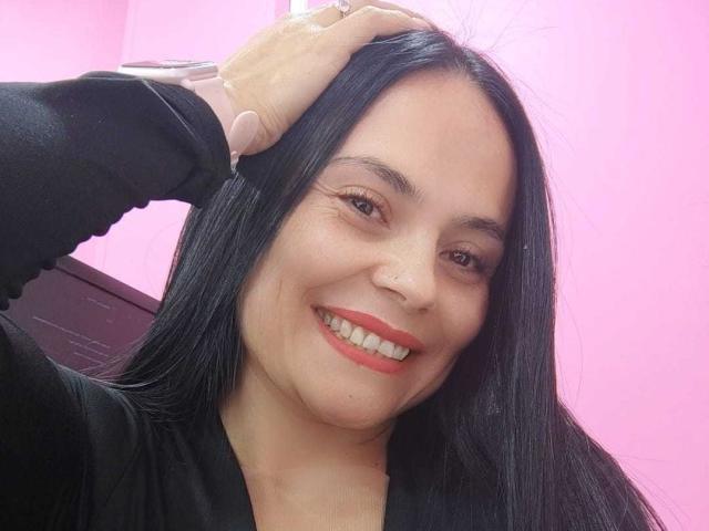 CharlotteCrofort - Live sexe cam - 21301238