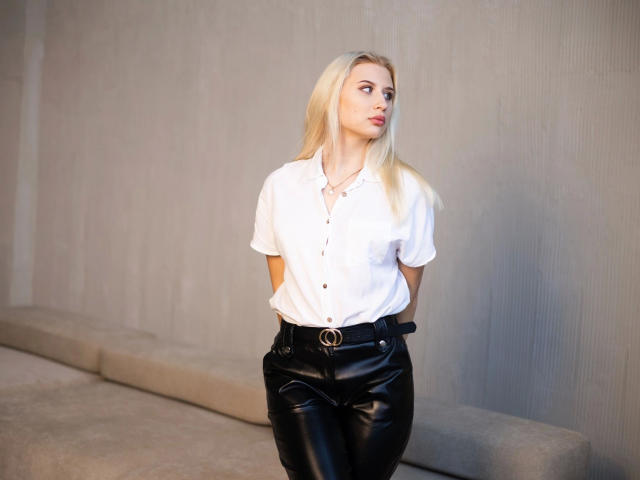 JungeLena-hot - Live porn &amp; sex cam - 21319366