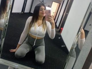 HelenPrada - Live sex cam - 21319574