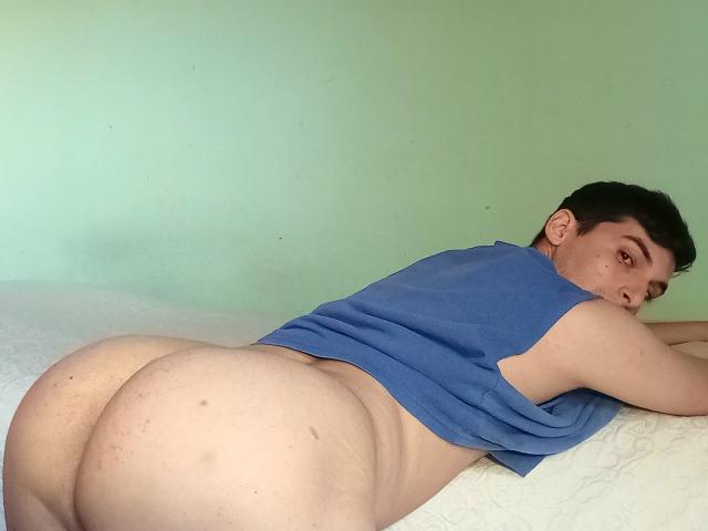 Alexxii - Live sex cam - 21330410