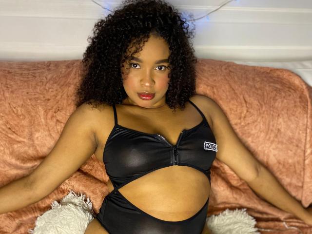 GoddessAthenaa - Live sex cam - 21333154