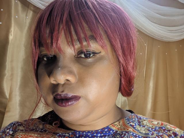 LeylahLaChaudasse - Live sex cam - 21333614