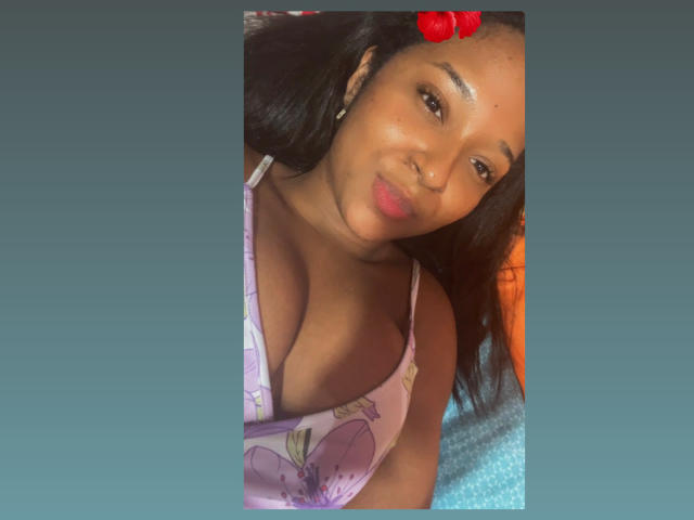 MelanyScoth - Sexe cam en vivo - 21333702