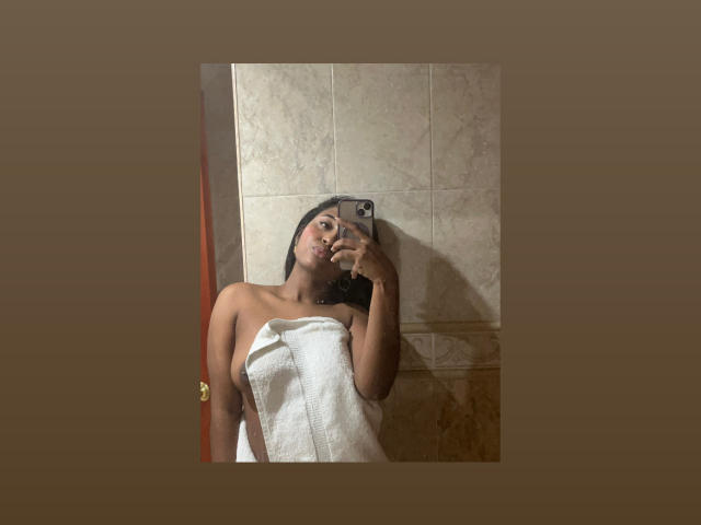 MelanyScoth - Sexe cam en vivo - 21333706